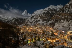 Read more about the article Zermatt Luxury Transfer: The Ultimate Guide (2026) to Premium Travel with Tour Passion