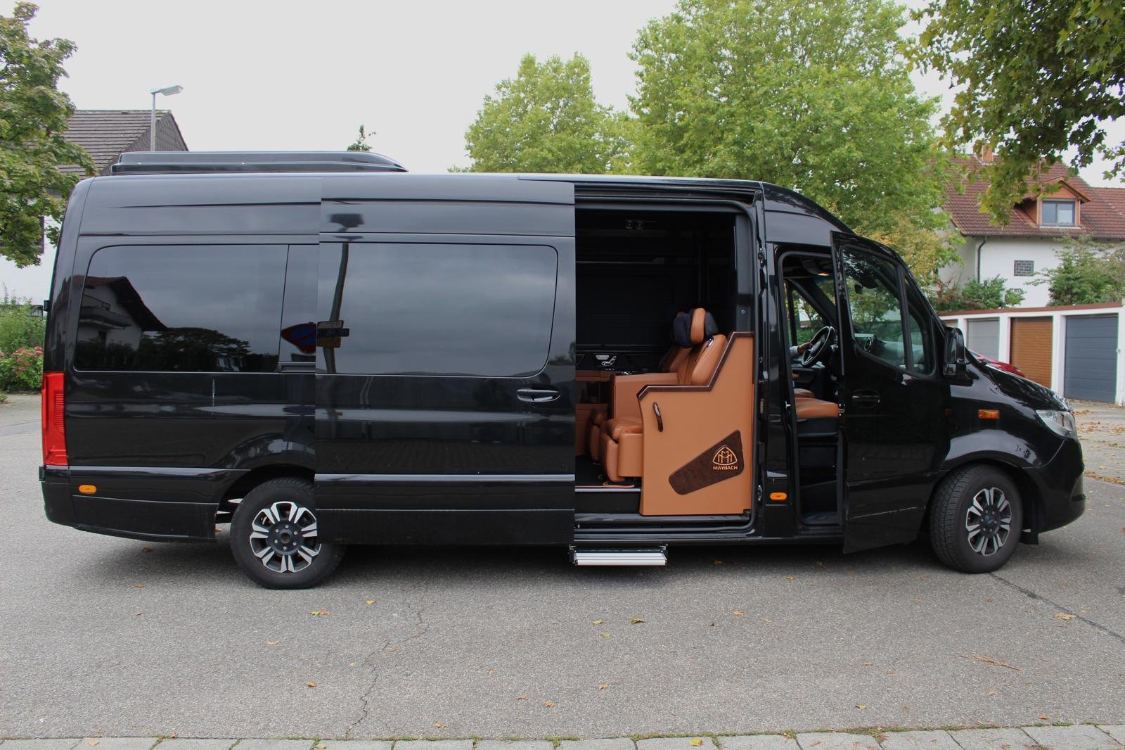 You are currently viewing Private Transfer Service in Davos: The Ultimate Guide to Luxury & Stress-Free Travel in 2026
