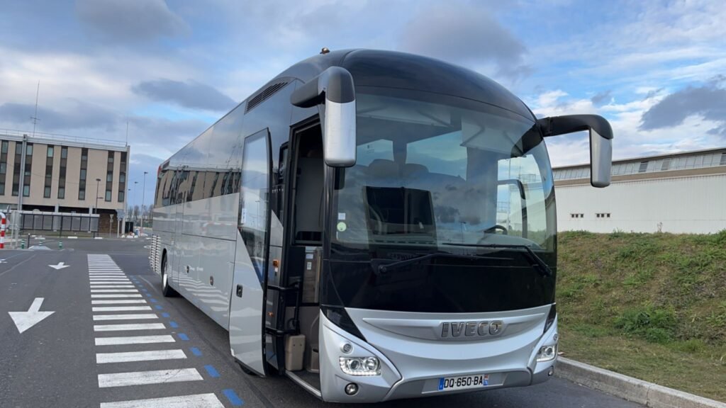 Coach rental in Davos for Zurich Airport transfers and Swiss Alpine group travel